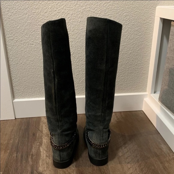 Christian Louboutin Cate Suede Chain Boots 37.5 - Picture 4 of 12